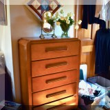 F86. Edison MCM five-drawer dresser.